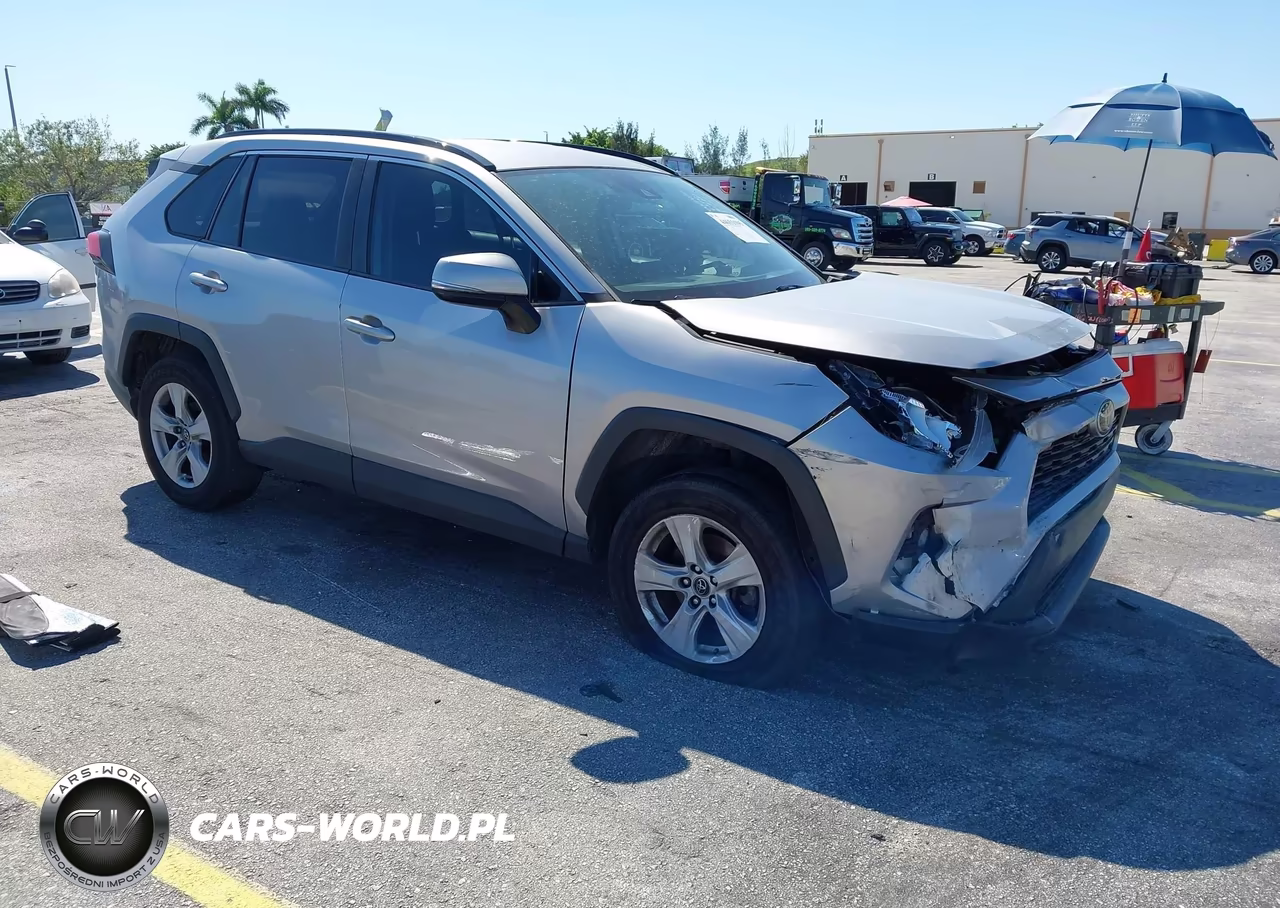 2021 Toyota Rav4 Xle – zdjęcie 1 z 17