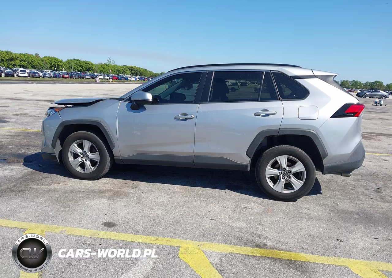 2021 Toyota Rav4 Xle VIN:2T3W1RFV1MC107222 - 14