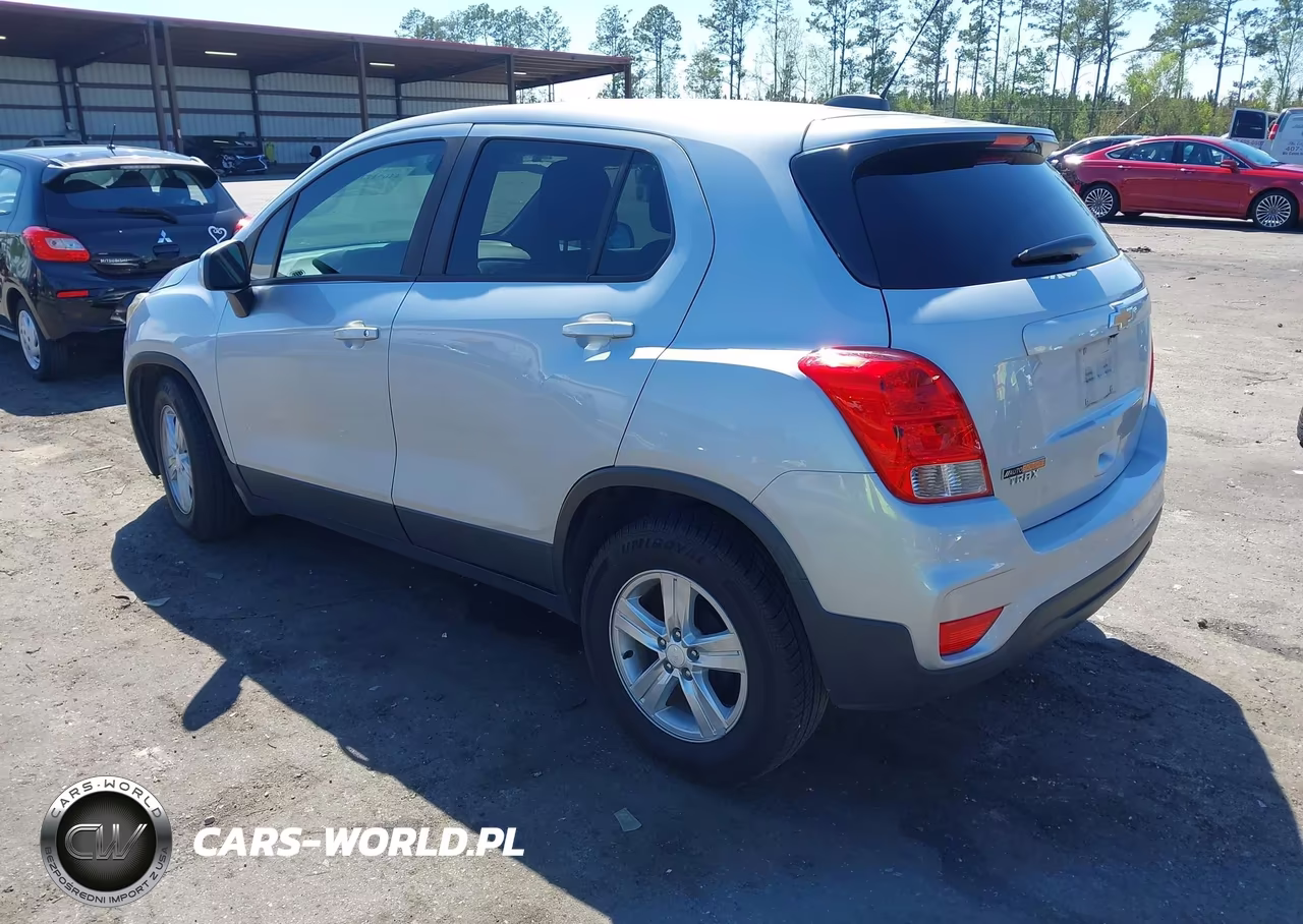 2020 Chevrolet Trax Fwd Ls VIN:3GNCJKSB6LL223713 - 3