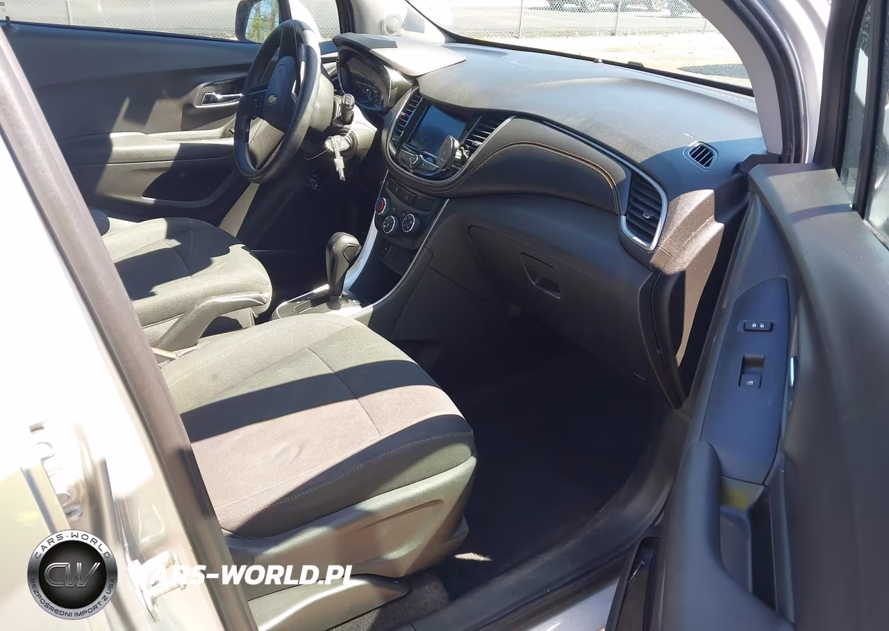2020 Chevrolet Trax Fwd Ls VIN:3GNCJKSB6LL223713 - 5