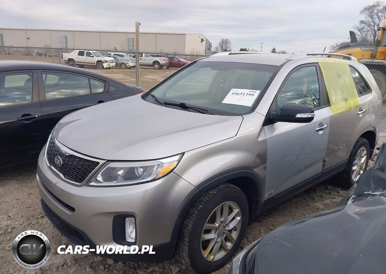 2014 Kia Sorento Lx VIN:5XYKT3A67EG447950 - 2