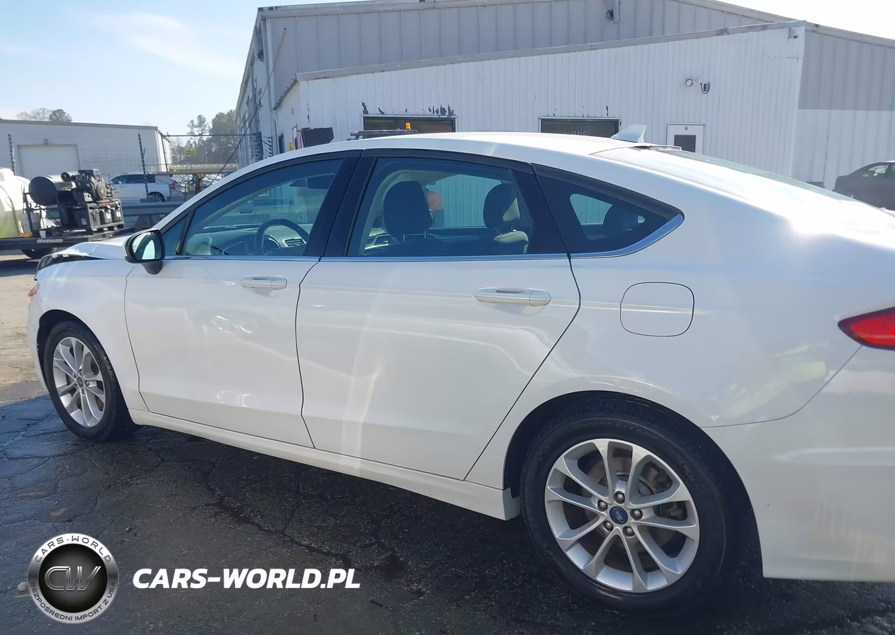 2020 Ford Fusion Se VIN:3FA6P0H71LR131889 - 14