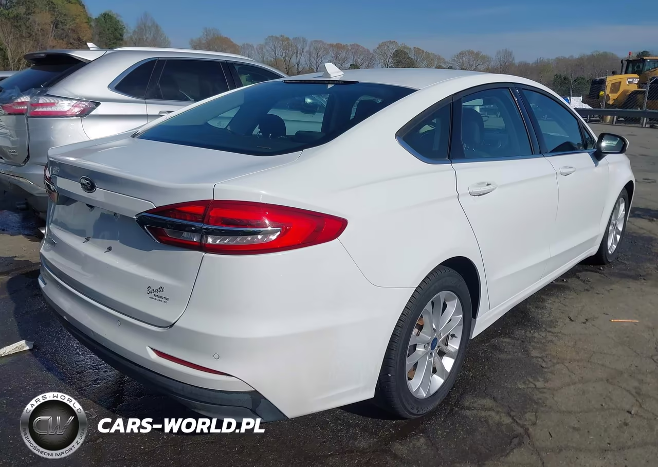2020 Ford Fusion Se VIN:3FA6P0H71LR131889 - 4