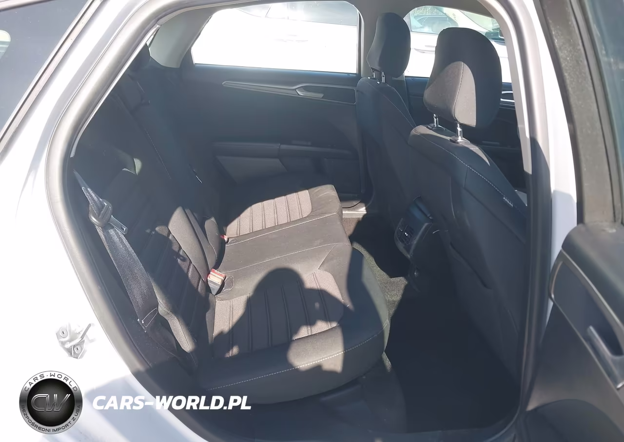 2020 Ford Fusion Se VIN:3FA6P0H71LR131889 - 8