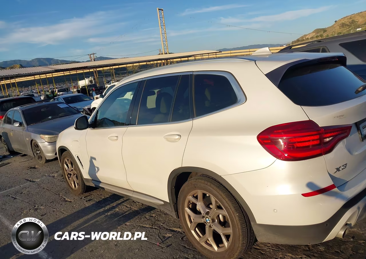 2021 BMW X3 Phev xDrive30E VIN:5UXTS1C05M9F13207 - 14