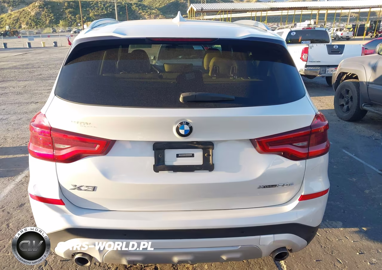 2021 BMW X3 Phev xDrive30E VIN:5UXTS1C05M9F13207 - 16