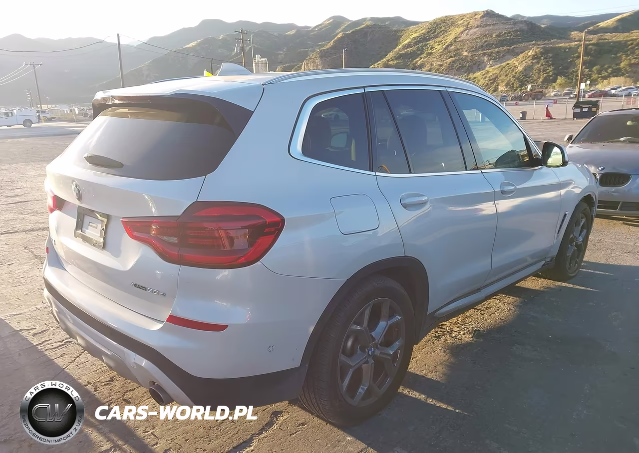 2021 BMW X3 Phev xDrive30E VIN:5UXTS1C05M9F13207 - 4