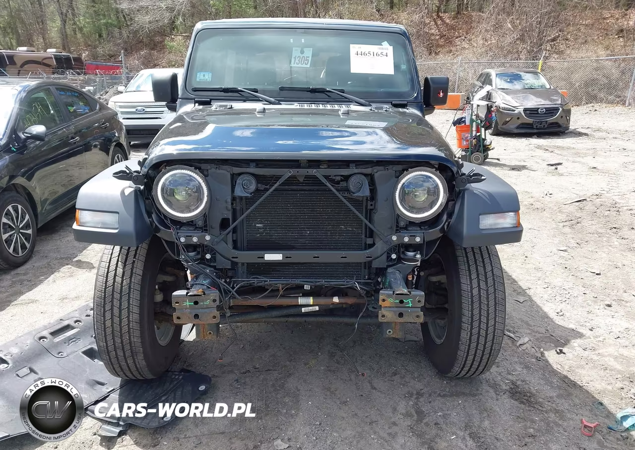 2020 Jeep Wrangler Unlimited Sport 4X4 VIN:1C4HJXDGXLW282360 - 12