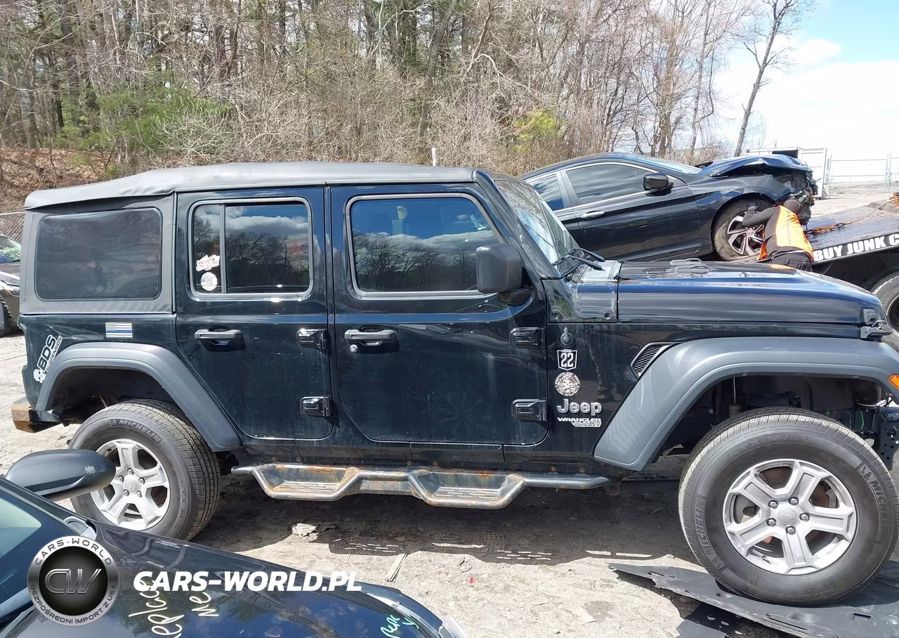 2020 Jeep Wrangler Unlimited Sport 4X4 VIN:1C4HJXDGXLW282360 - 13