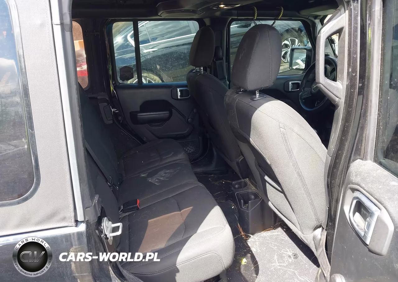 2020 Jeep Wrangler Unlimited Sport 4X4 VIN:1C4HJXDGXLW282360 - 8