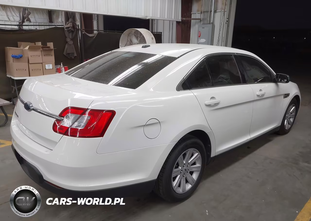 2010 Ford Taurus Se VIN:1FAHP2DW4AG147316 - 4