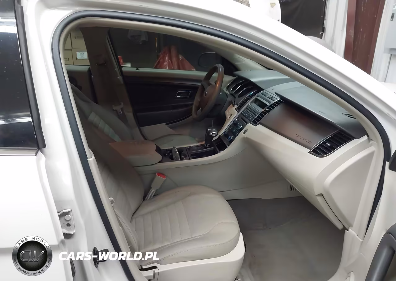 2010 Ford Taurus Se VIN:1FAHP2DW4AG147316 - 5