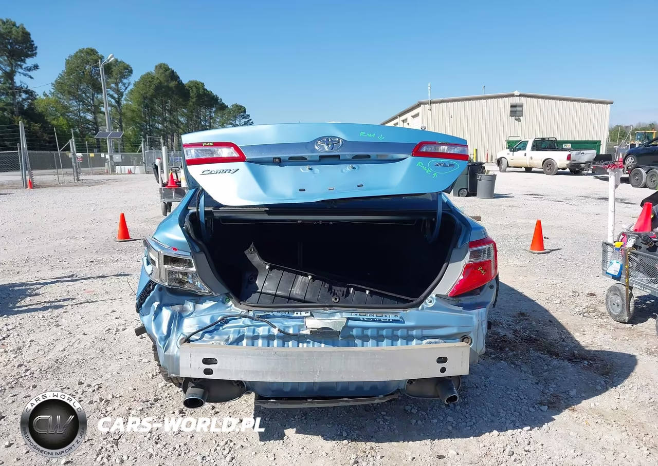2013 Toyota Camry Xle V6 VIN:4T1BK1FK4DU527812 - 16