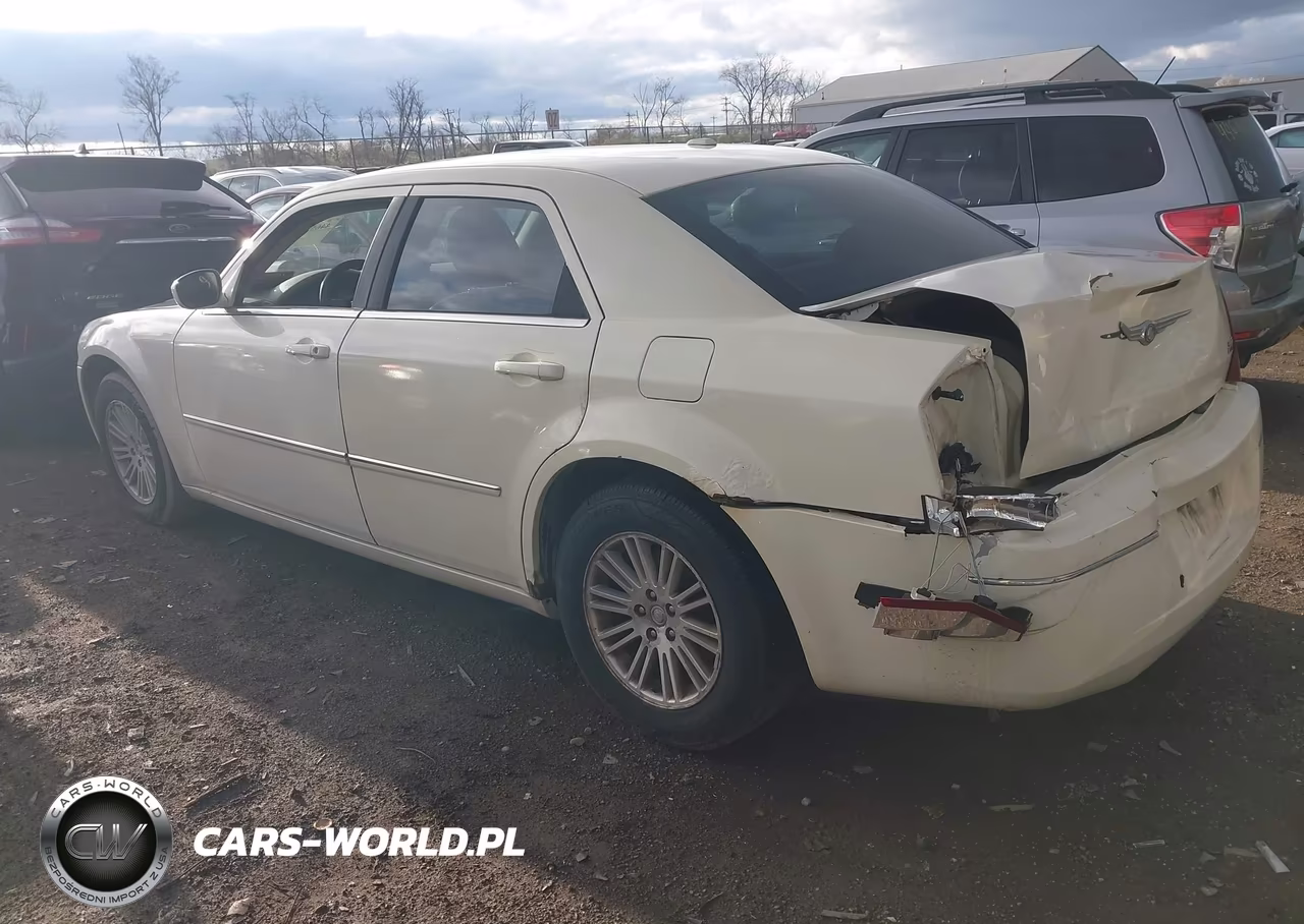 2008 Chrysler 300 Touring VIN:2C3KA53GX8H125224 - 3