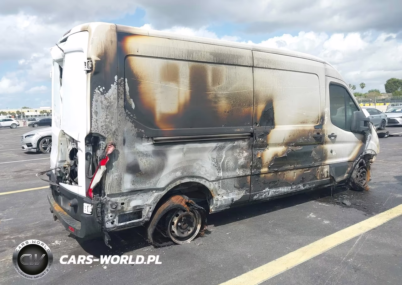 2015 Ford Transit-250 VIN:1FTNR2CG0FKA78968 - 4