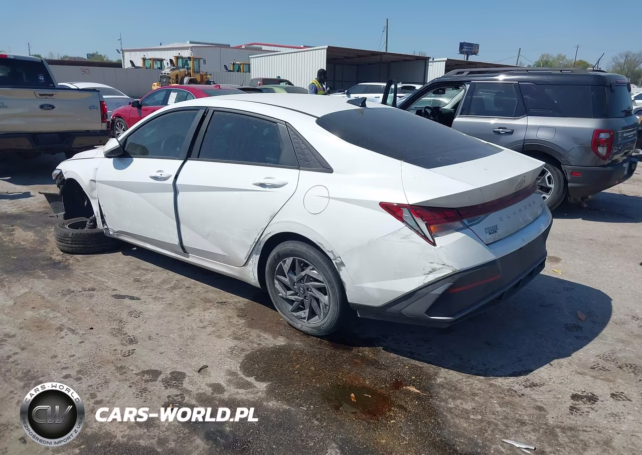 2024 Hyundai Elantra Hybrid Blue VIN:KMHLM4DJ7RU094990 - 3