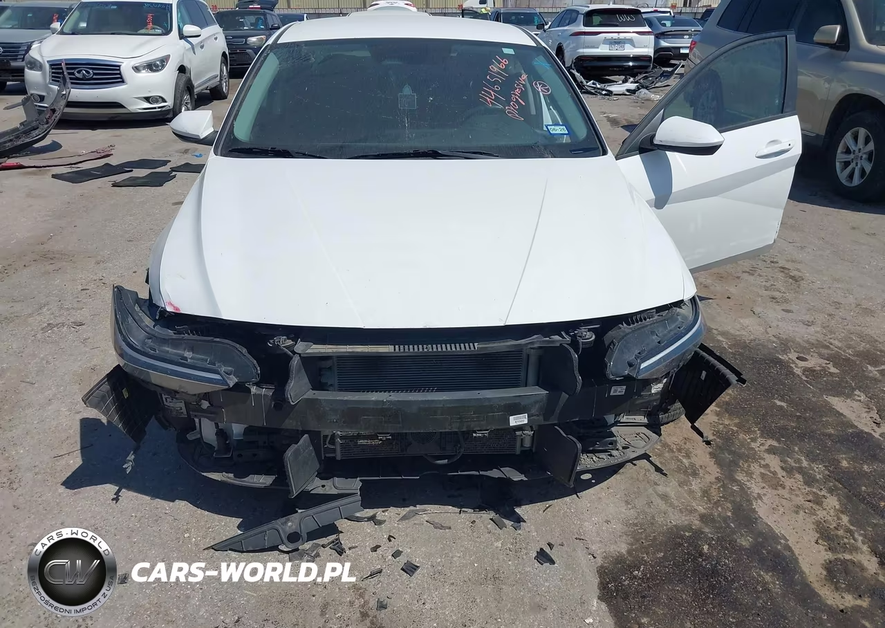 2024 Hyundai Elantra Hybrid Blue VIN:KMHLM4DJ7RU094990 - 6