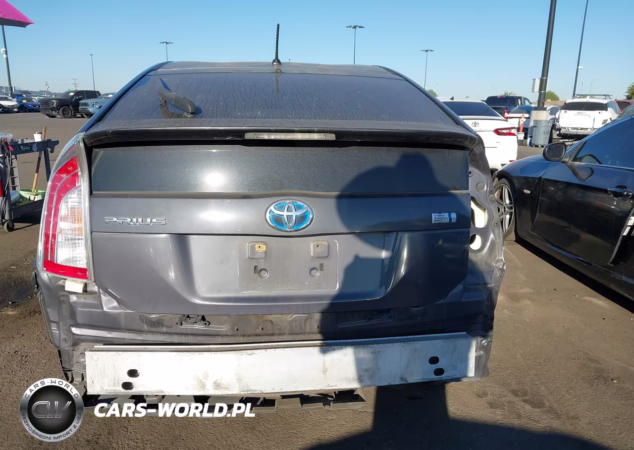 2013 Toyota Prius Two VIN:JTDKN3DU2D1692223 - 17