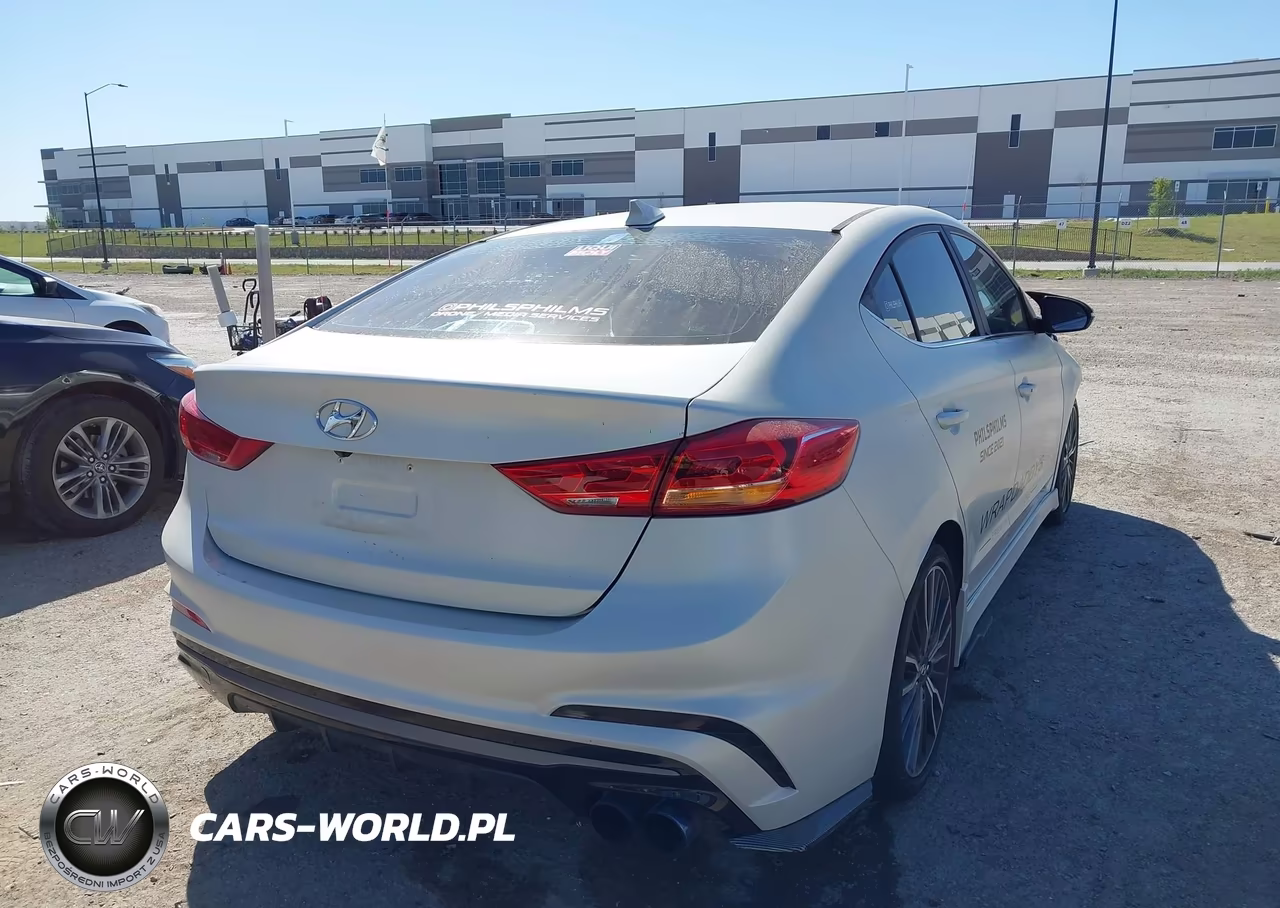 2018 Hyundai Elantra Sport VIN:KMHD04LB8JU485208 - 4
