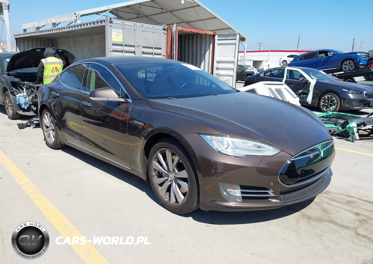 2014 Tesla Model S P85