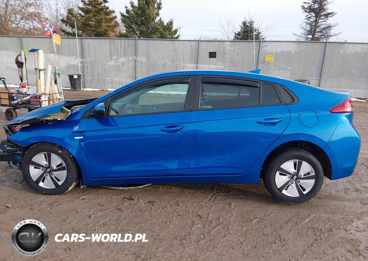 2018 Hyundai Ioniq Hybrid Blue VIN:KMHC65LC4JU065194 - 15