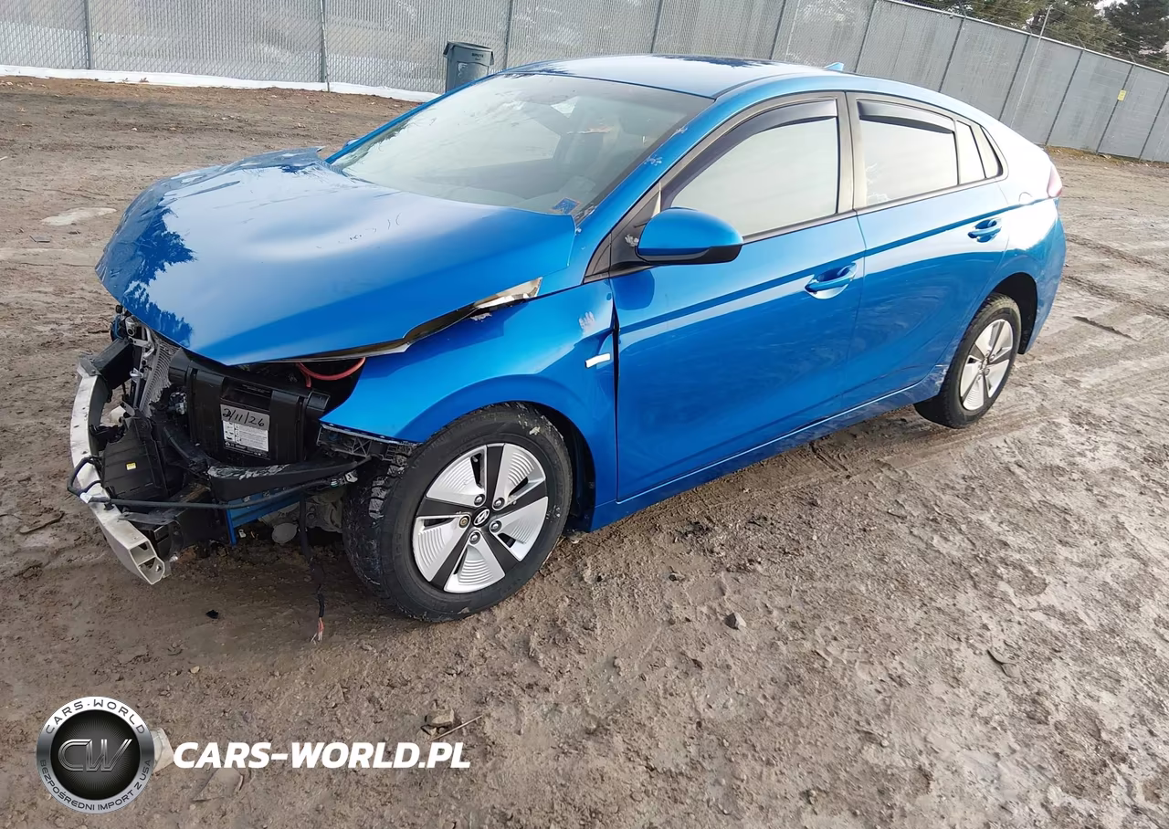 2018 Hyundai Ioniq Hybrid Blue VIN:KMHC65LC4JU065194 - 2