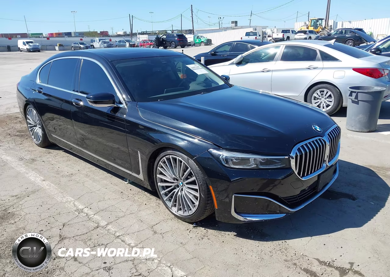 2021 BMW 740I