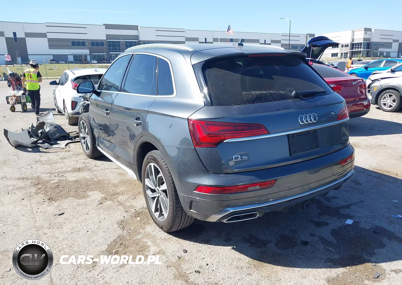 2022 Audi Q5 Premium Plus 45 Tfsi S Line Quattro S Tronic VIN:WA1EAAFY6N2113723 - 3