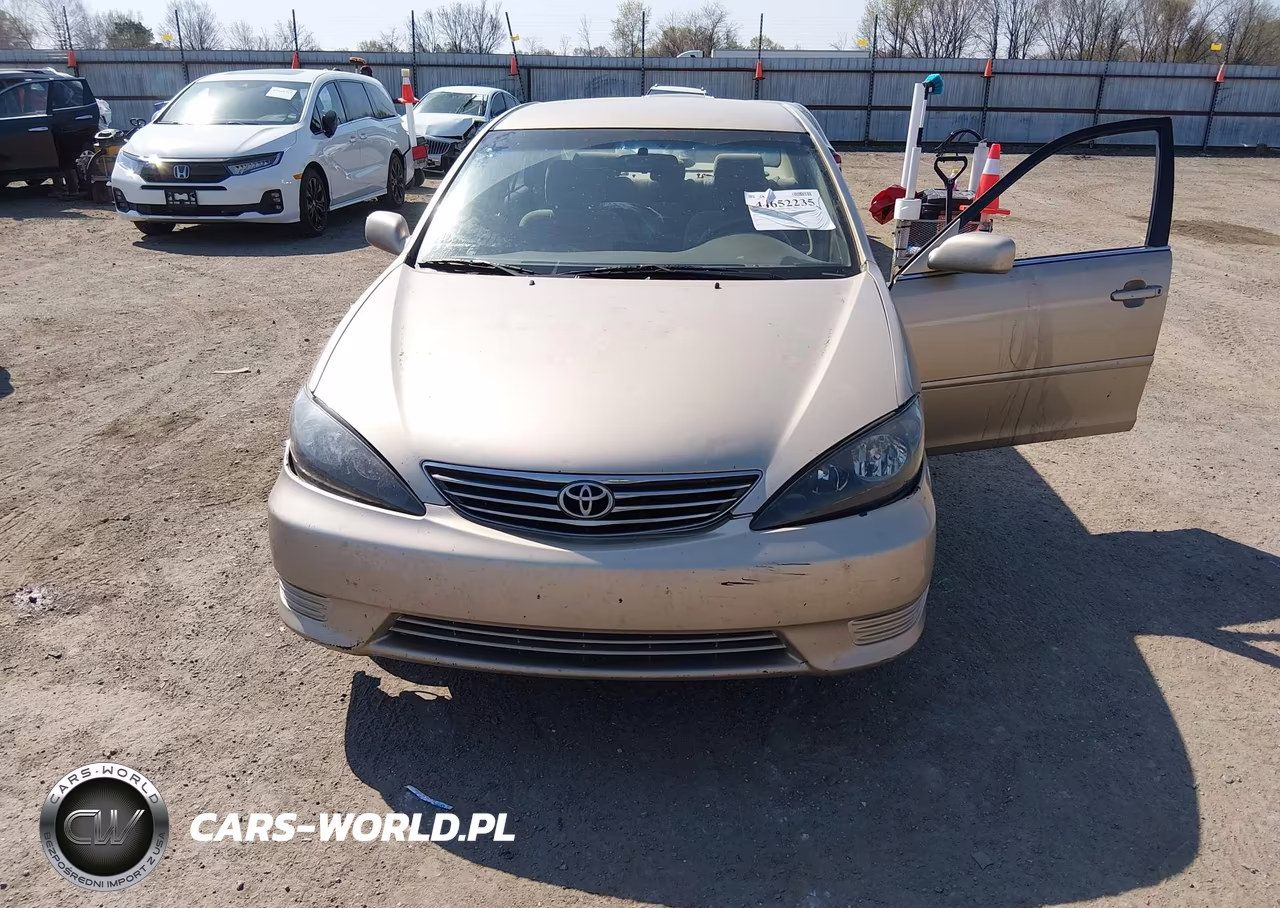 2005 Toyota Camry Le VIN:4T1BE32K95U952582 - 6