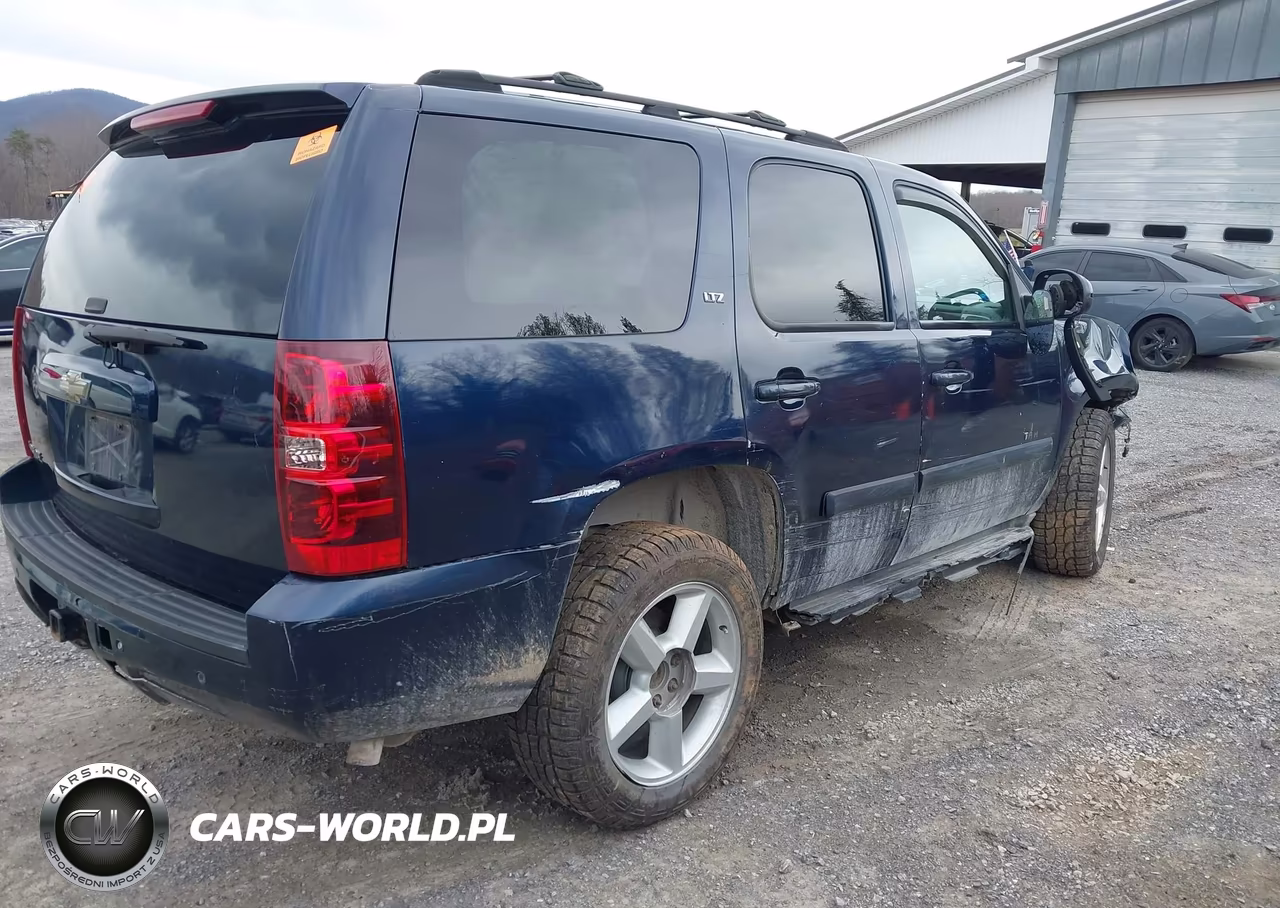 2007 Chevrolet Tahoe Lt VIN:1GNFK130X7R205795 - 4