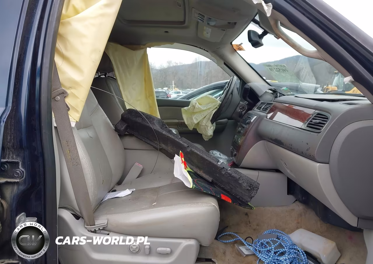 2007 Chevrolet Tahoe Lt VIN:1GNFK130X7R205795 - 5