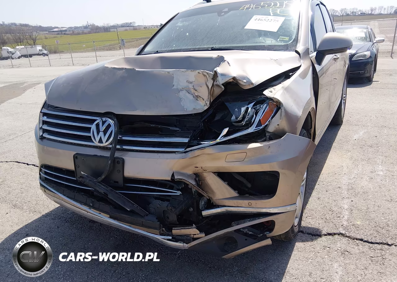 2015 Volkswagen Touareg V6 Executive VIN:WVGEF9BP9FD006900 - 6