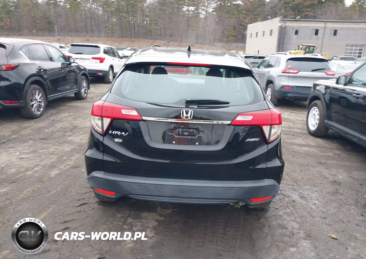 2019 Honda Hr-V Lx VIN:3CZRU6H3XKG715261 - 17