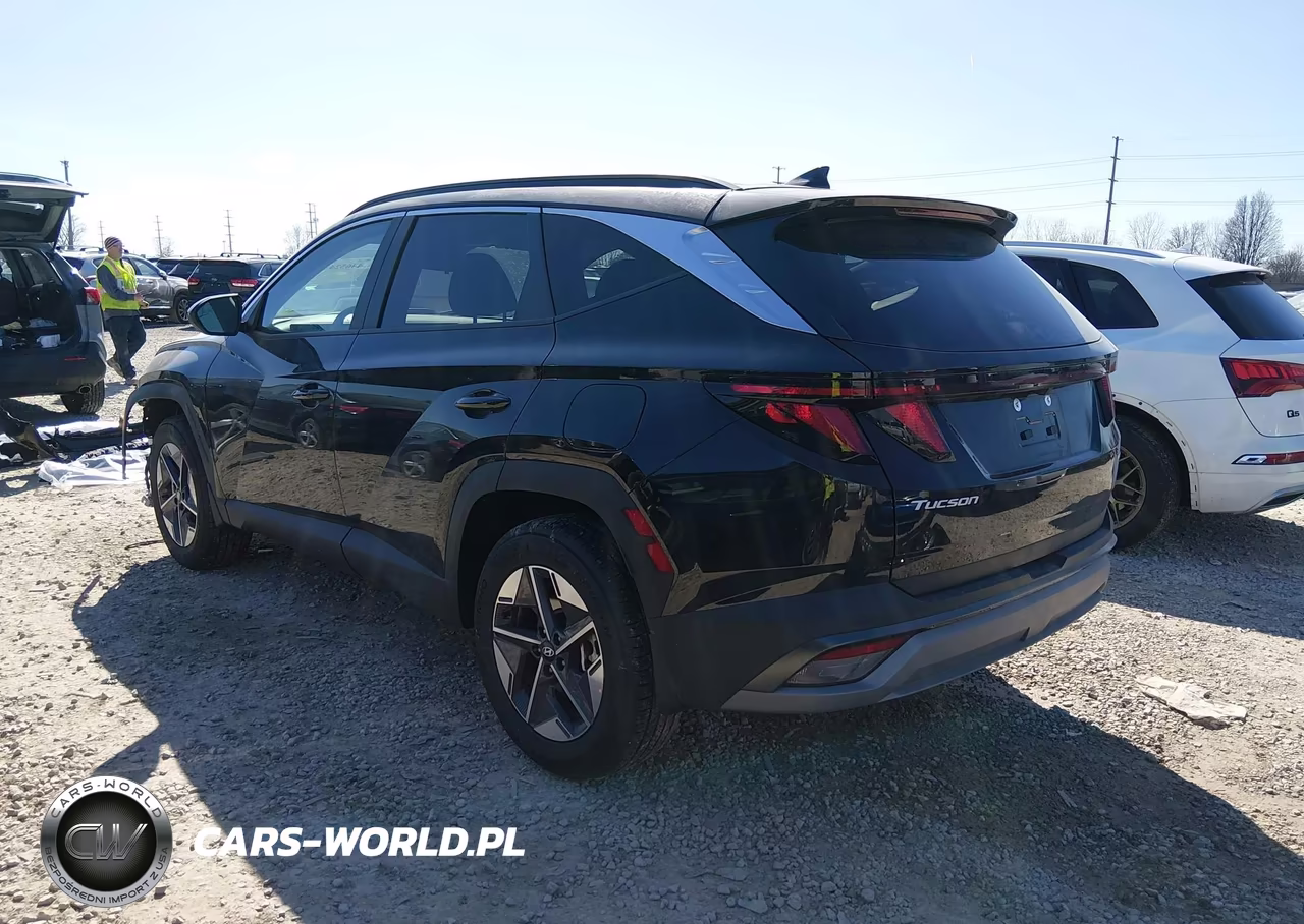 2026 Hyundai Tucson Sel VIN:5NMJBCDE8TH653833 - 3