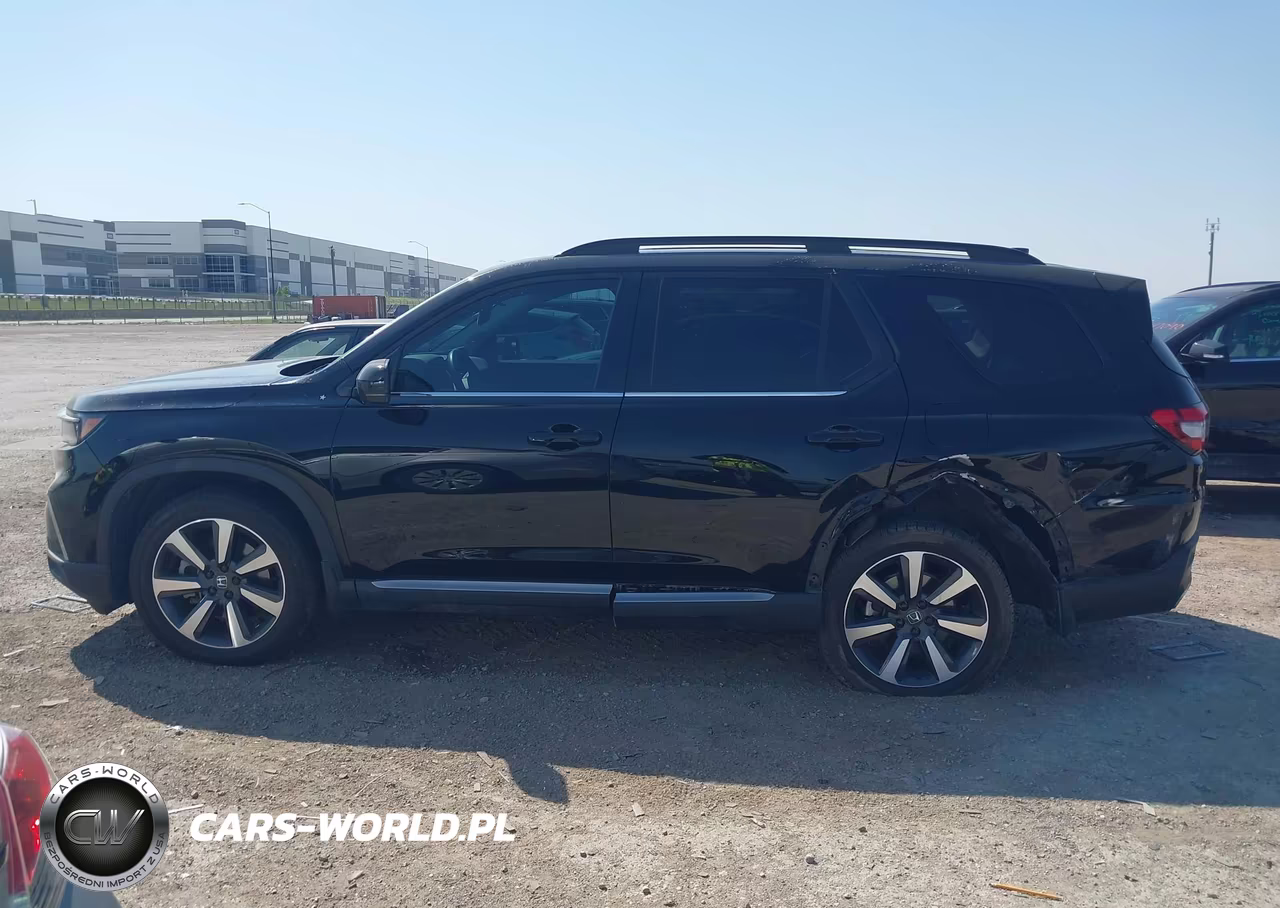 2024 Honda Pilot Touring VIN:5FNYG1H70RB040051 - 13