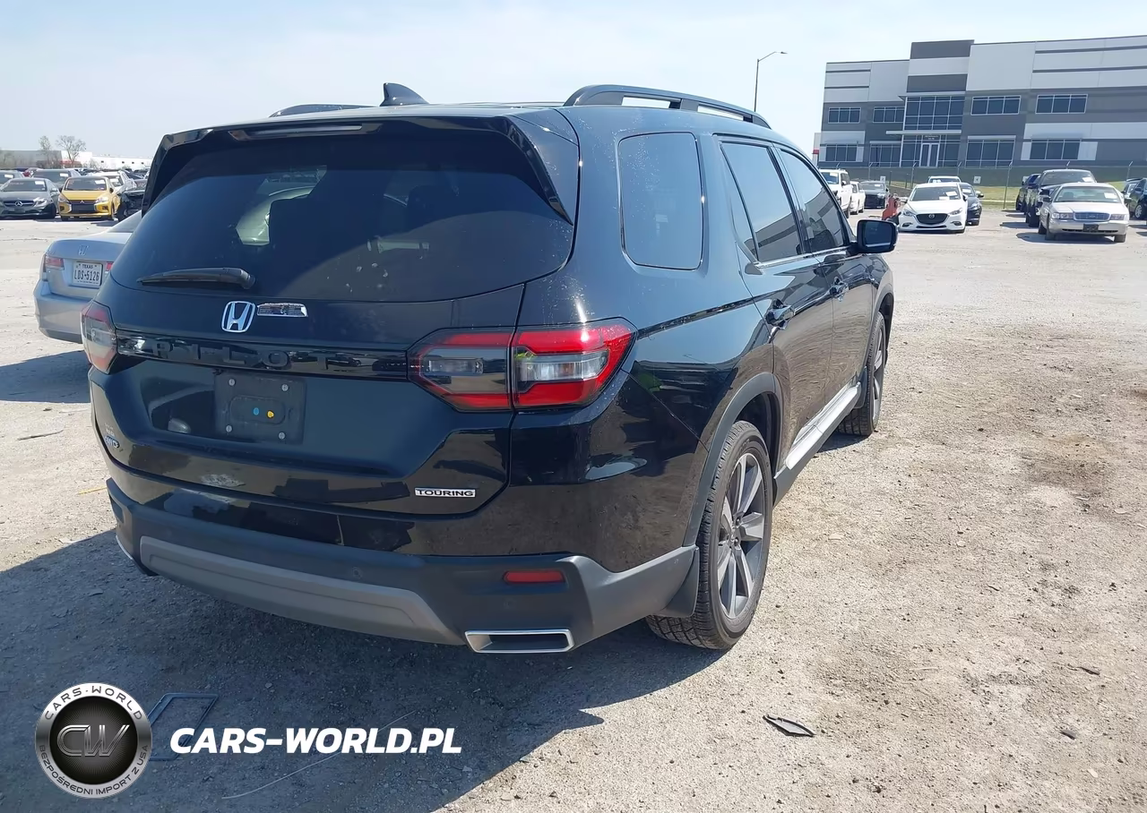 2024 Honda Pilot Touring VIN:5FNYG1H70RB040051 - 4