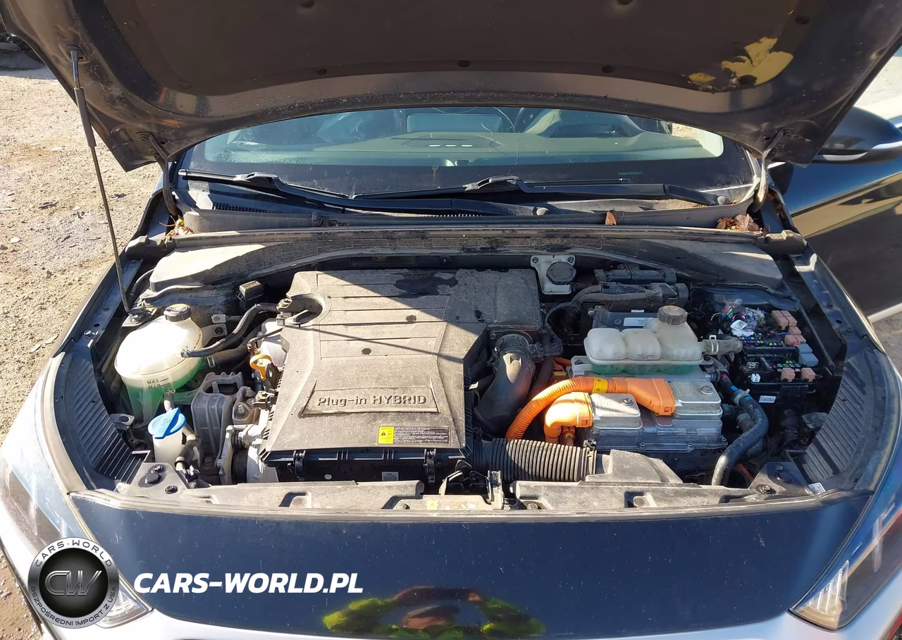 2020 Hyundai Ioniq Plug-In Hybrid Sel VIN:KMHC75LD8LU228681 - 10