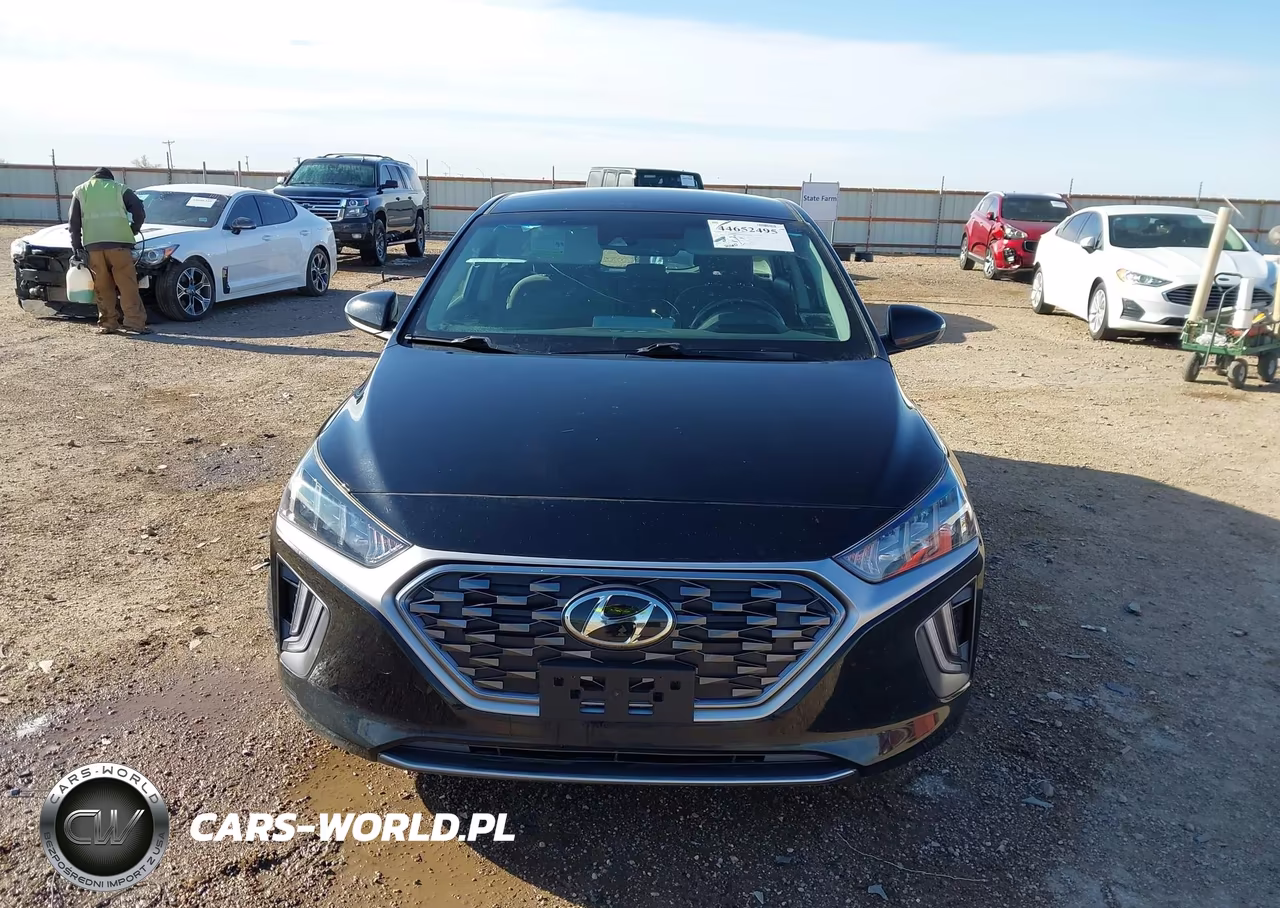 2020 Hyundai Ioniq Plug-In Hybrid Sel VIN:KMHC75LD8LU228681 - 12