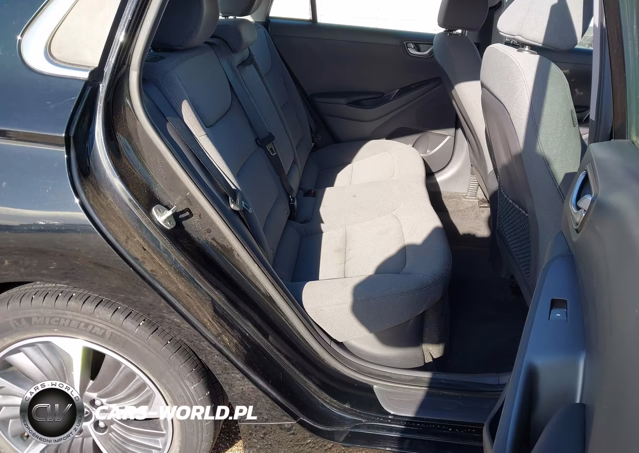 2020 Hyundai Ioniq Plug-In Hybrid Sel VIN:KMHC75LD8LU228681 - 8