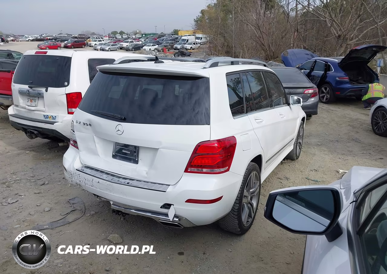 2015 Mercedes-Benz Glk 350 VIN:WDCGG5HB3FG379132 - 4
