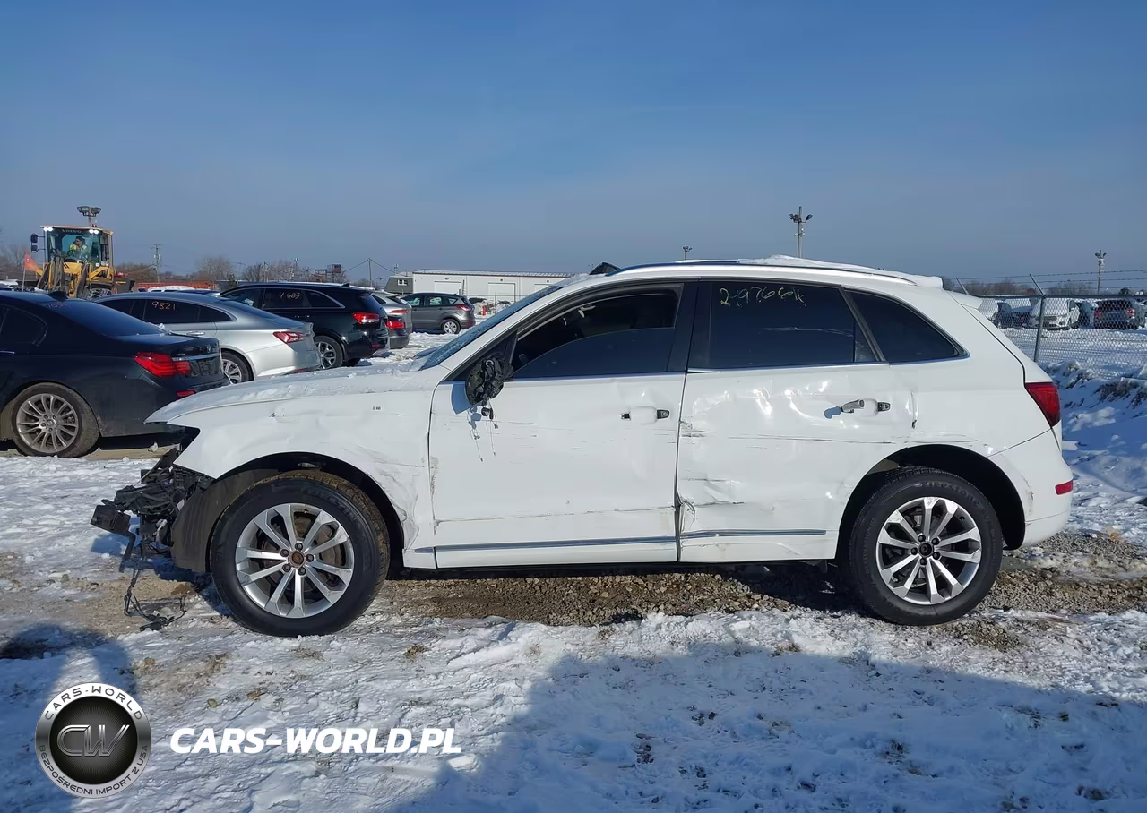 2015 Audi Q5 2.0T Premium VIN:WA1LFAFP3FA130213 - 13