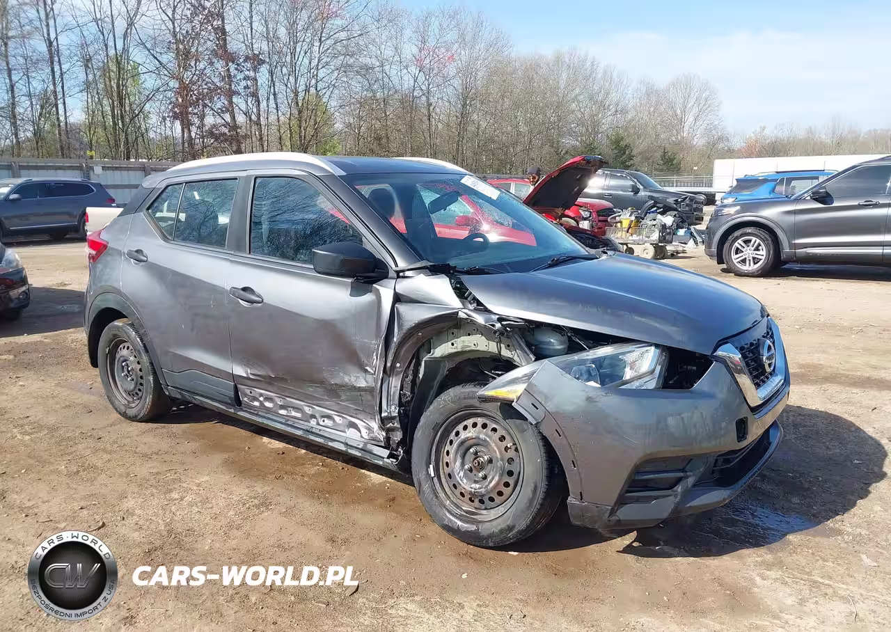 2019 Nissan Kicks S