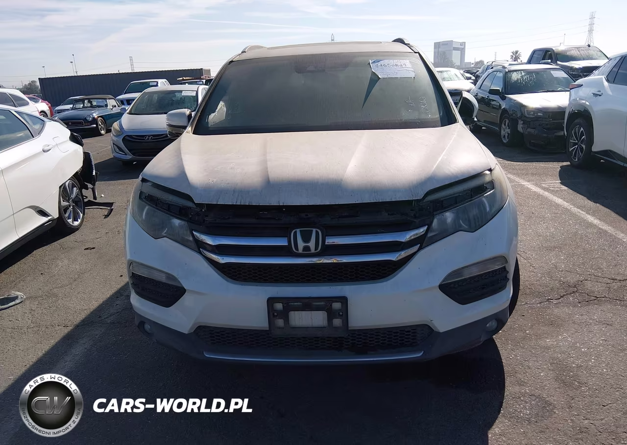 2016 Honda Pilot Touring VIN:5FNYF5H99GB051395 - 11