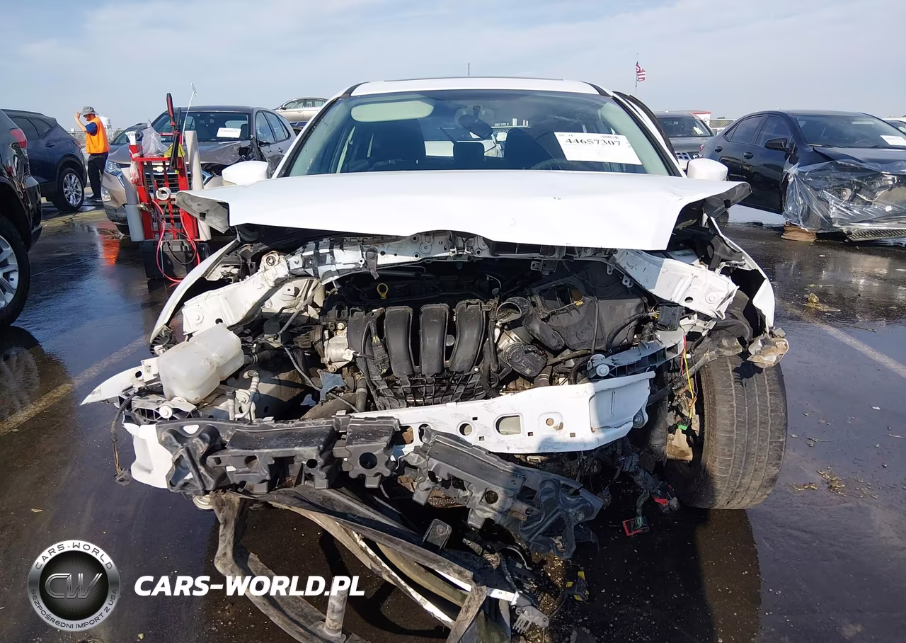 2014 Ford Focus Se VIN:1FADP3K20EL345750 - 13