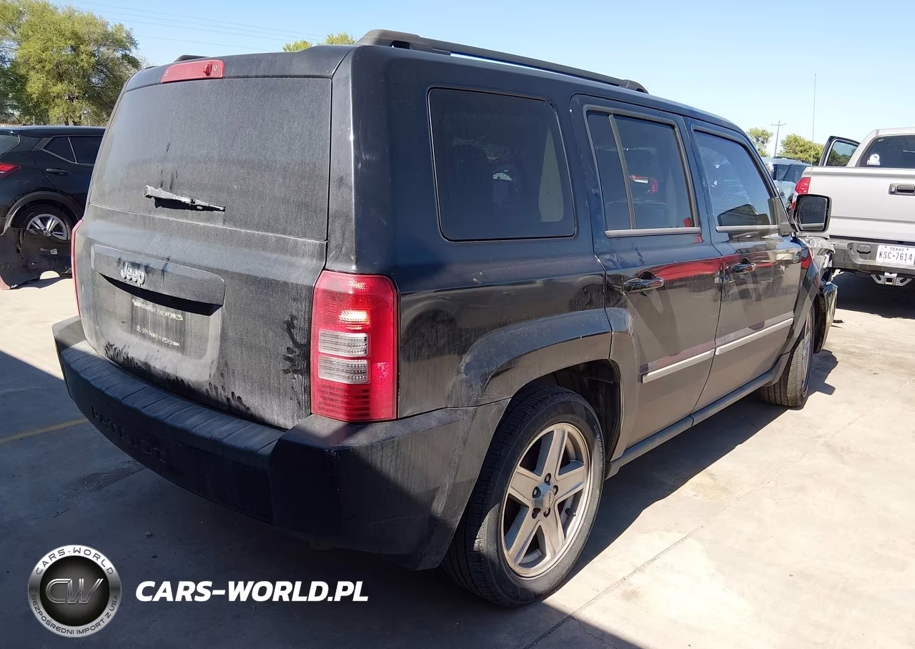 2010 Jeep Patriot Sport VIN:1J4NT1GB0AD620992 - 4