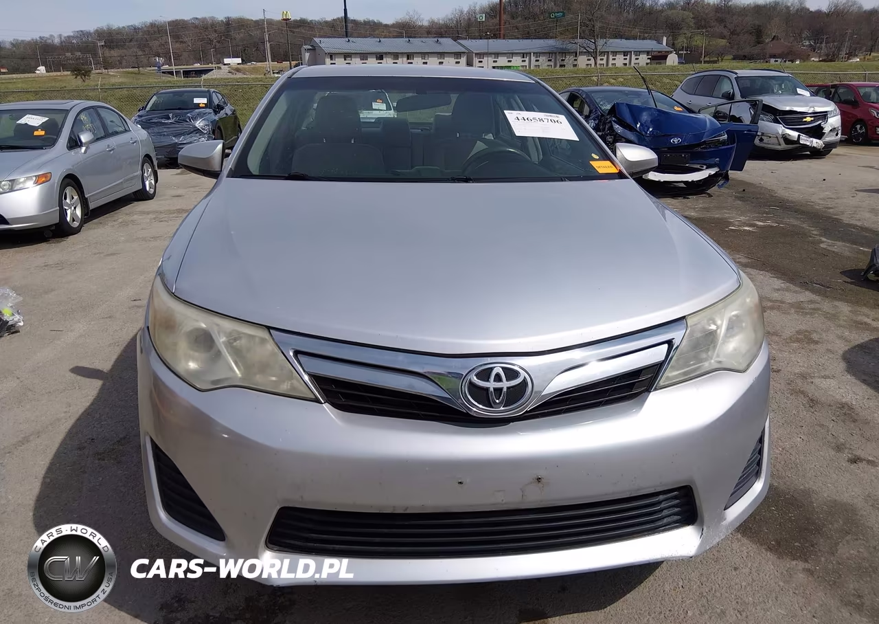 2012 Toyota Camry Le VIN:4T1BF1FK8CU028711 - 13