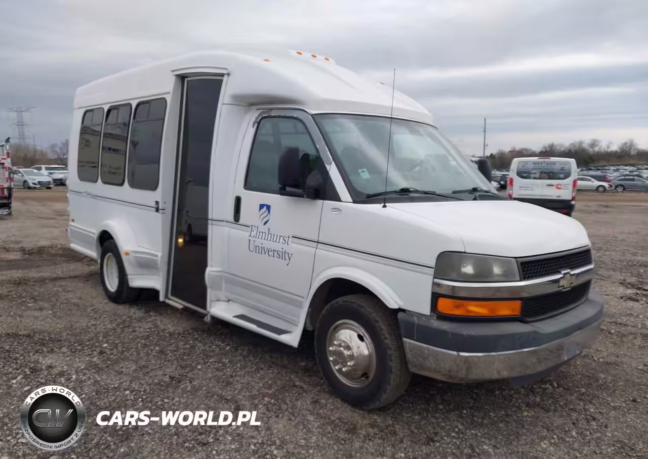 2009 Chevrolet Express Cutaway Work Van