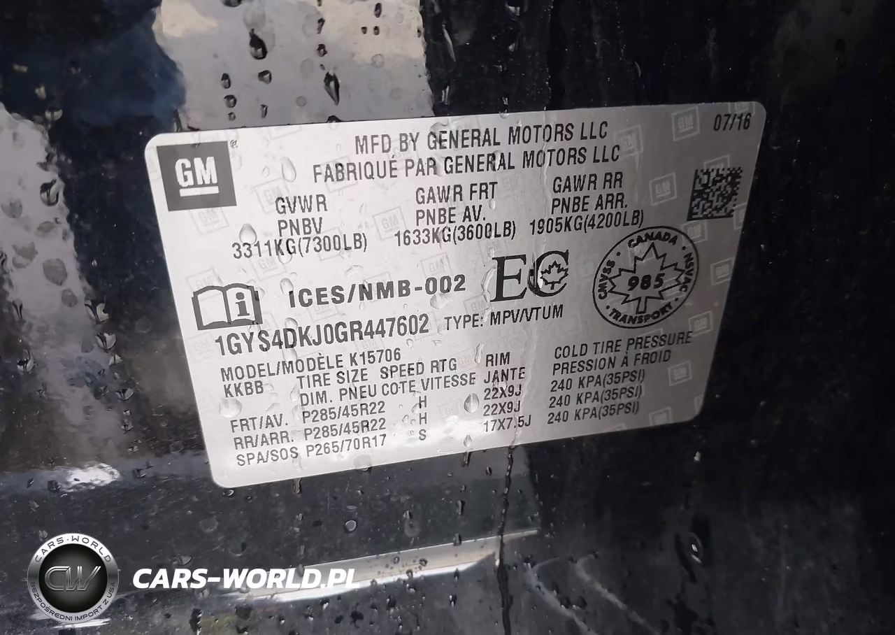 2016 Cadillac Escalade Platinum VIN:1GYS4DKJ0GR447602 - 9