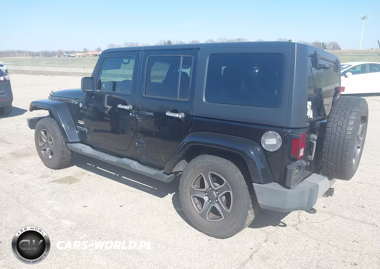 2013 Jeep Wrangler Unlimited Sahara VIN:1C4BJWEG0DL705075 - 3