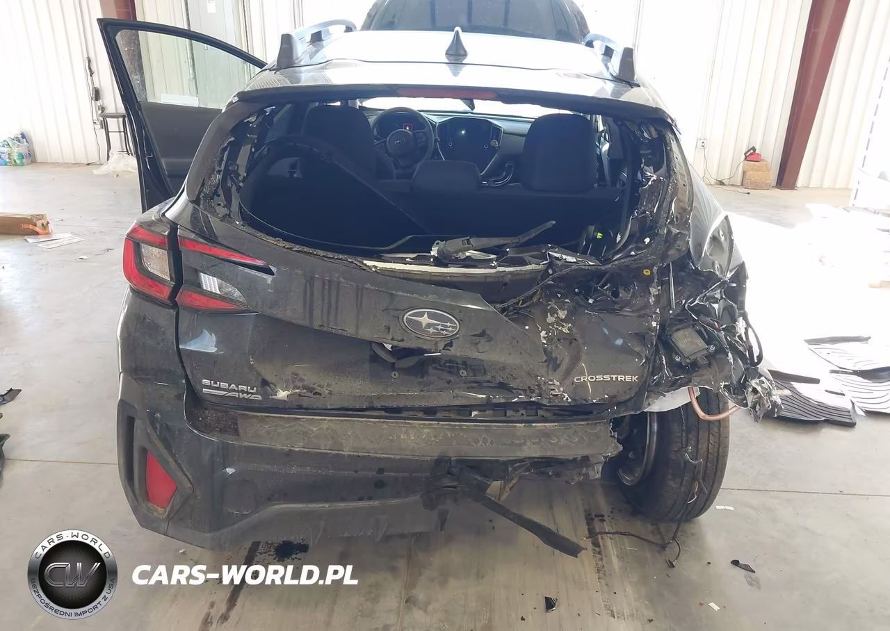 2024 Subaru Crosstrek Premium VIN:JF2GUADC4R8314652 - 6